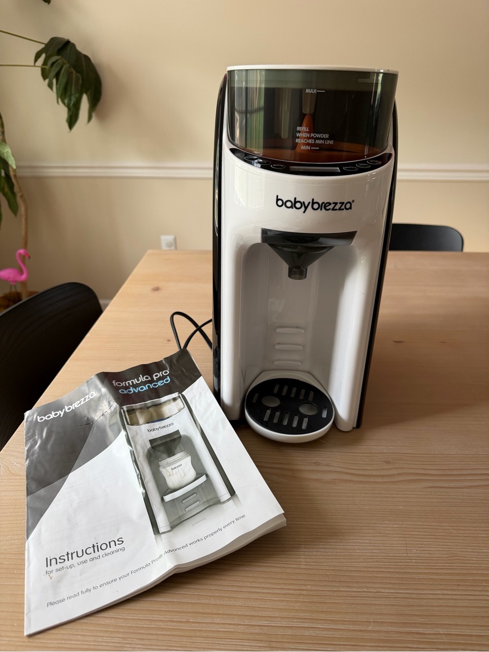 babybrezza Formula Pro Advanced Baby Bottle Maker - White/Black